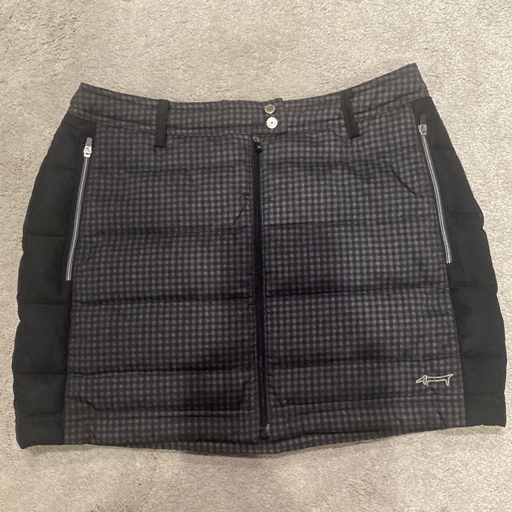 Plush winter golf skirt size small.